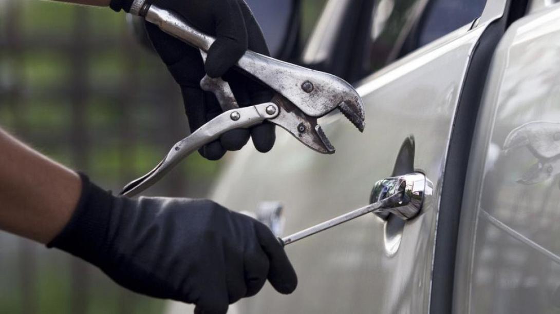 Διάρρηξη αυτοκινήτου