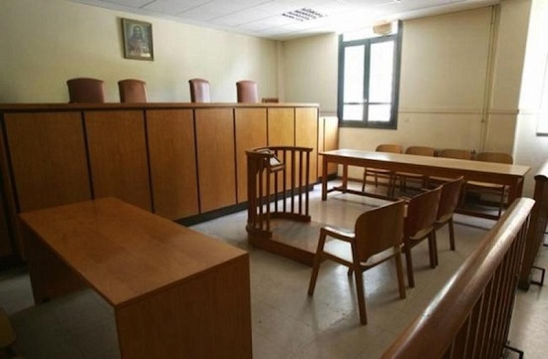 Η κυβέρνηση... προειδοποιεί για τη διεκδίκηση αναδρομικών