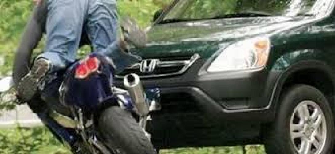 Σοβαρά τραυματισμένος δικυκλιστής μετά από τροχαίο στον Κόμβο Αμαρίου  