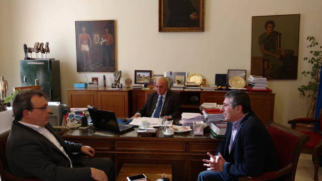 φαμελλος λοτζια