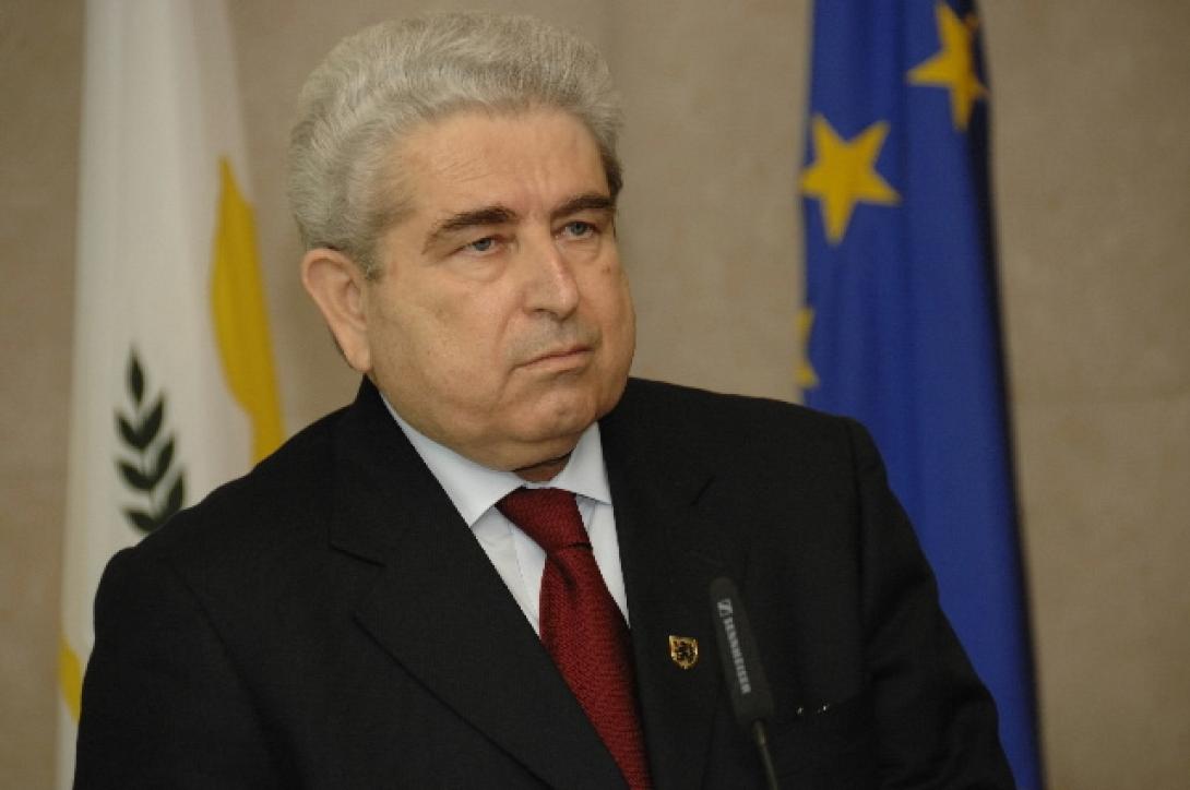 Με καρδιακή αρρυθμία στο νοσοκομείο ο Δημήτρης Χριστόφιας