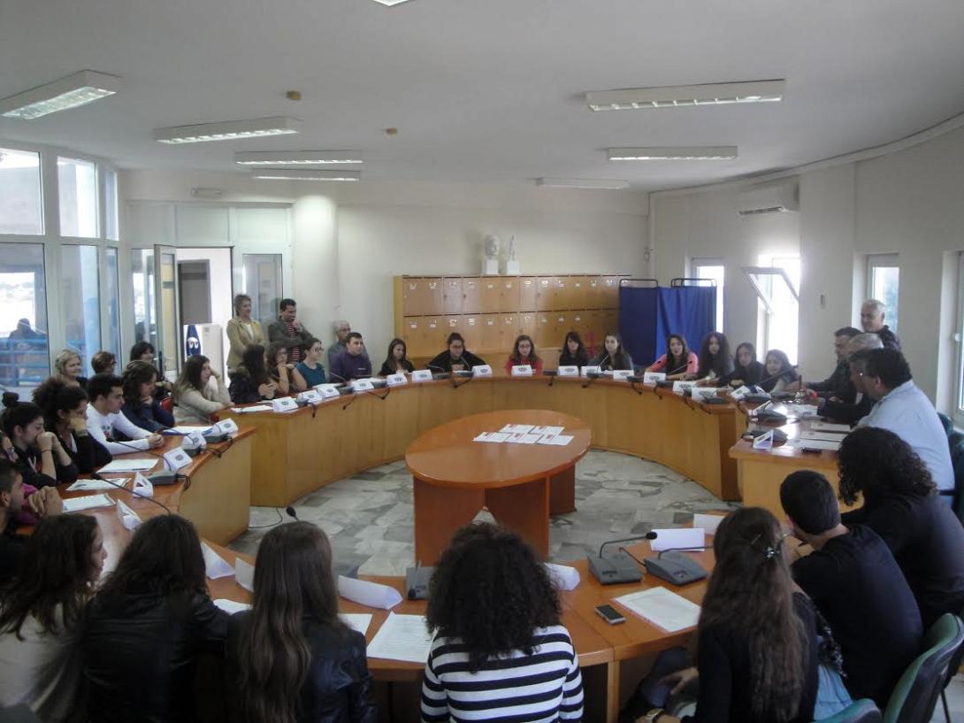 Για μία ημέρα Δημοτικοί Σύμβουλοι οι μαθητές του Δήμου Μαλεβιζίου