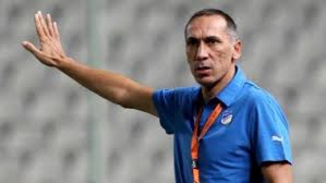 Ο Δώνης προπονητής του Σαμαρά!