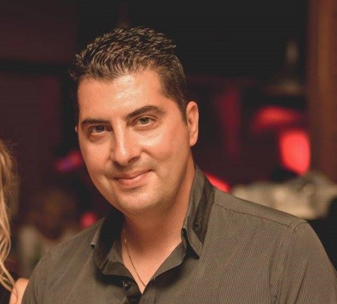 Άκης Δουβής