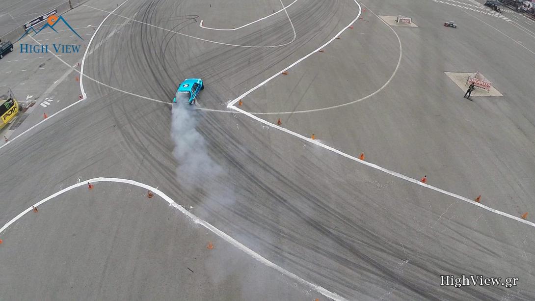 Το λιμάνι του Ηρακλείου μύρισε ... καμμένο λάστιχο από τους αγώνες Drift (βίντεο)