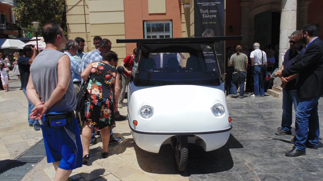 Ηλιακό όχημα που κατασκευάστηκε στην Κρήτη, συμμετέχει στην ενεργειακή εβδομάδα 