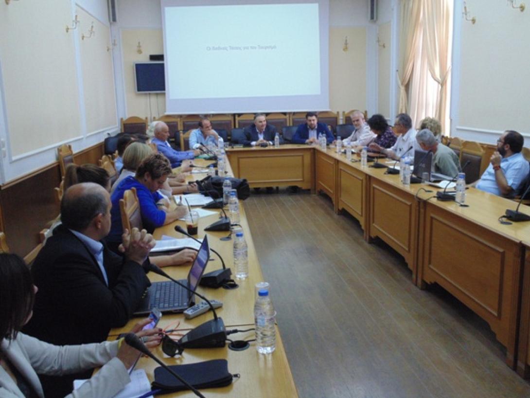 Συστράτευση Περιφέρειας – Φορέων για την επιμήκυνση της τουριστικής περιόδου 