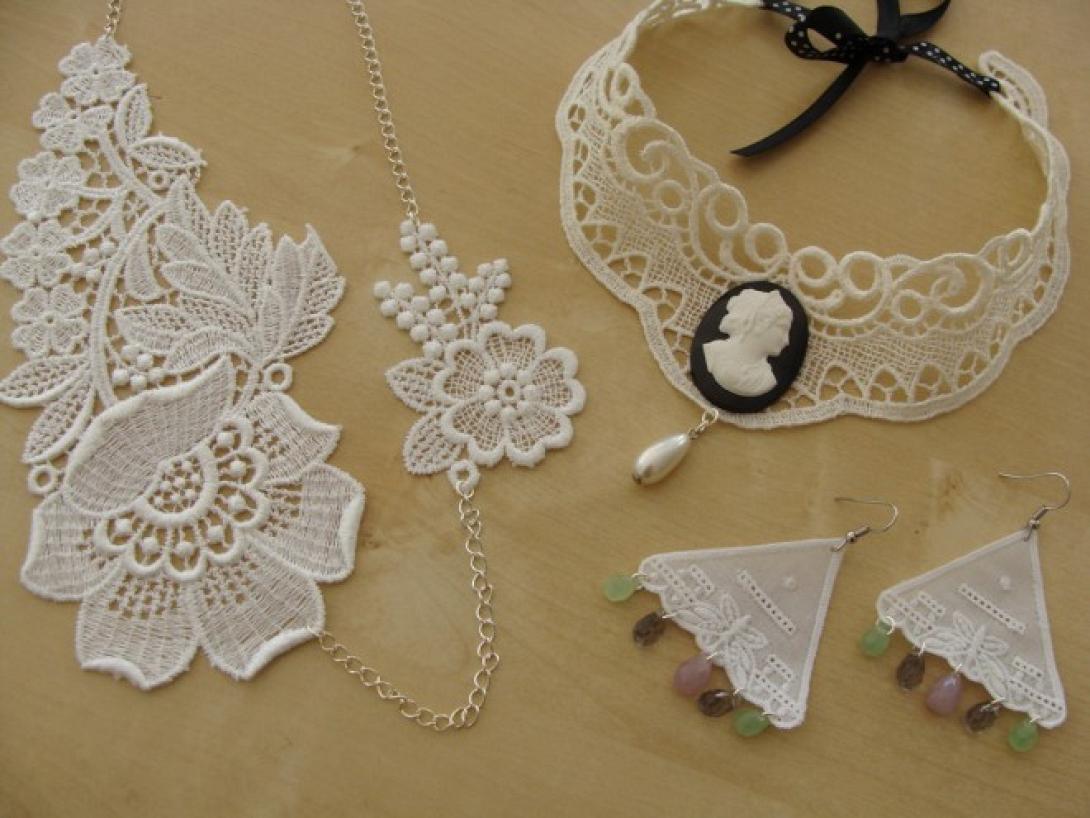 Όταν το σεμεδάκι της γιαγιάς γίνεται... κόσμημα!