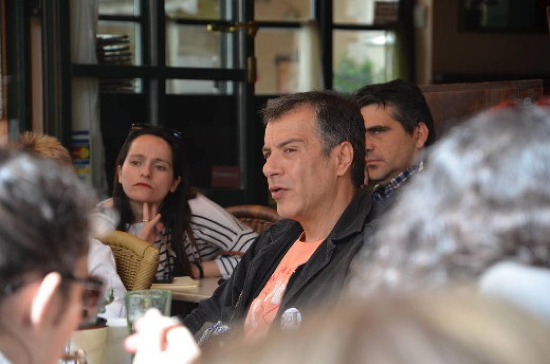 "Όσο κρατάει ένας καφές" ...