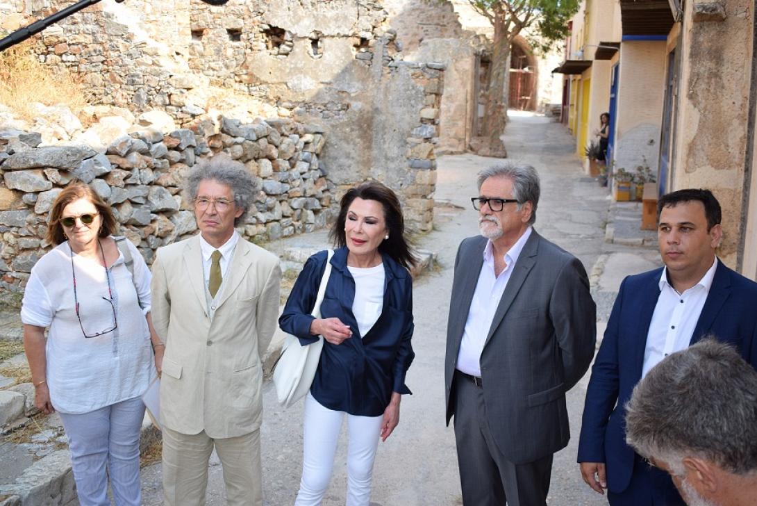 επίσκεψη Γιάννας Αγγελοπούλου στη Σπιναλλόγκα