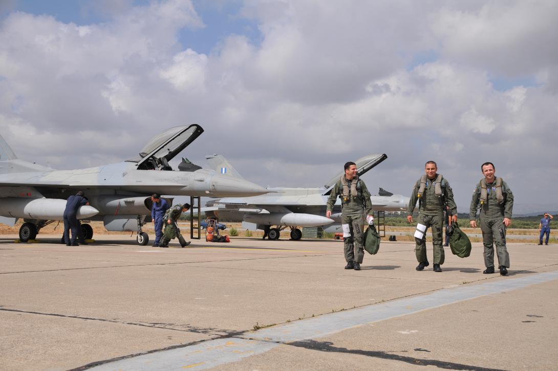 πολεμικη αεροπορια.jpg