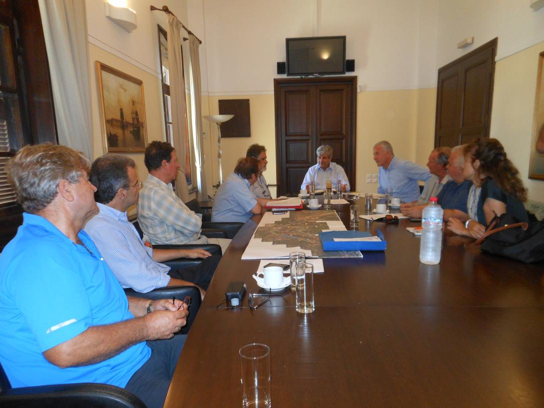 Συνάντηση ΟΑΚ-δήμου Αγίου Νικολάου για έργα στο δήμο