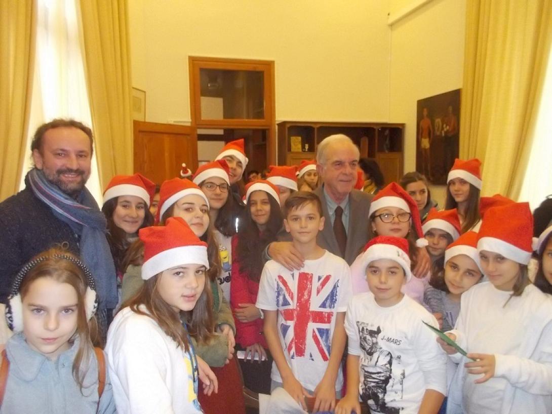 κάλαντα λαμπρινός