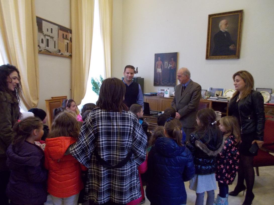 καλαντα στο λαμπρινο