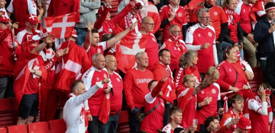 Δανια Φινλανδία φιλαθλοι