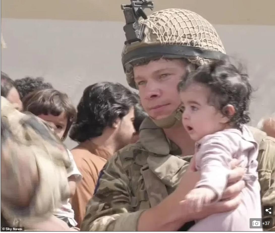 βρετανος στρατιωτης αφγανισταν