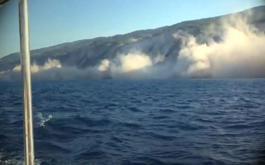 εγκρεμνοι λευκαδα σεισμος.jpg