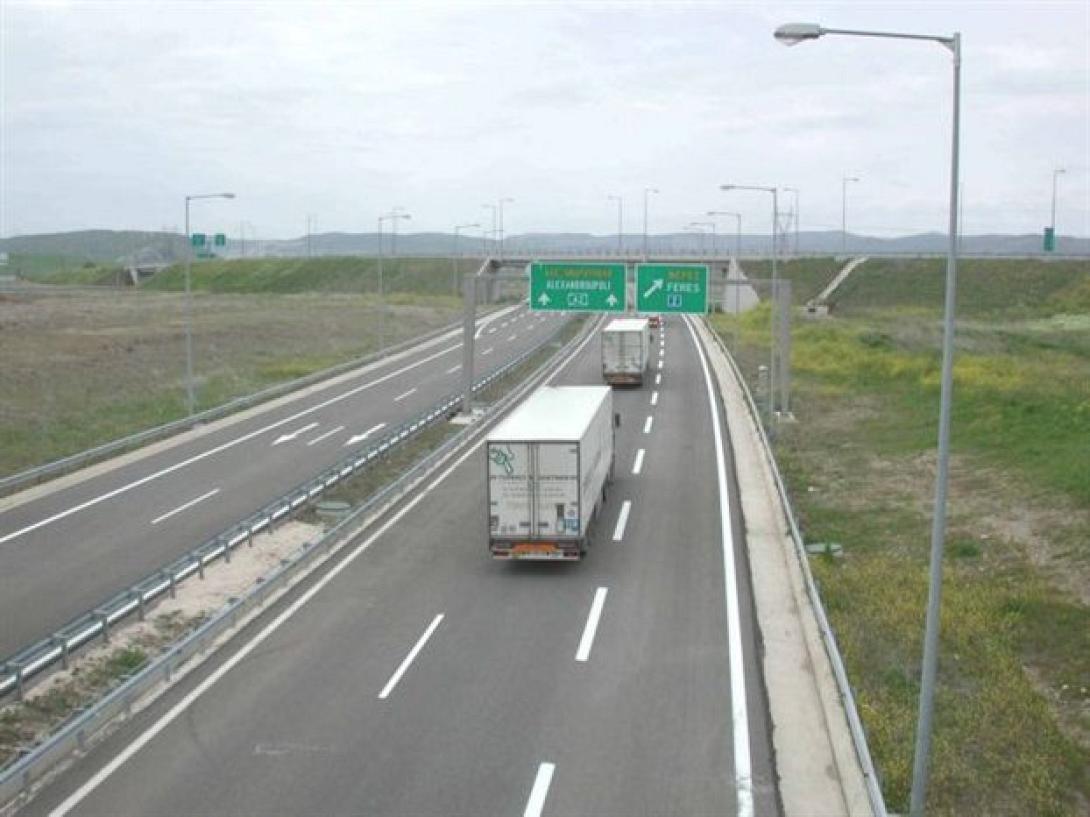 Δολοφονημένοι βρέθηκαν ένας άντρας και μια γυναίκα στην Εγνατία οδό