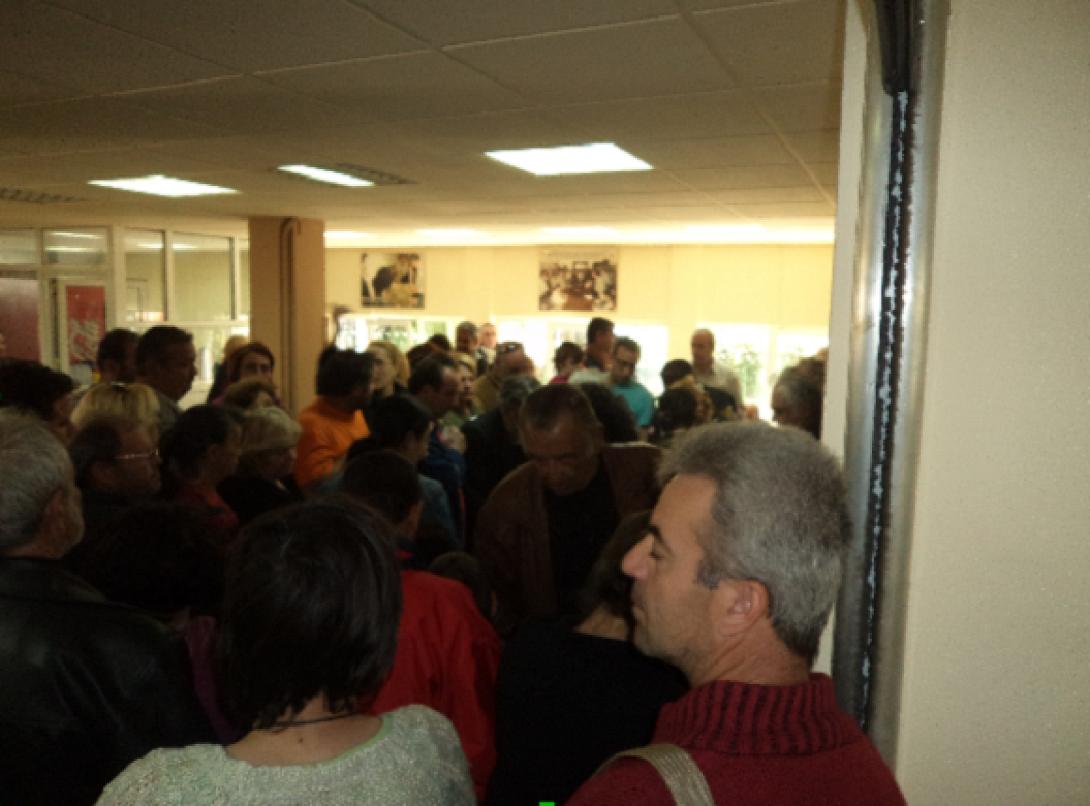 Προσφορά τροφίμων σε οικογένειες του Ηρακλείου από το Εργατικό Κέντρο