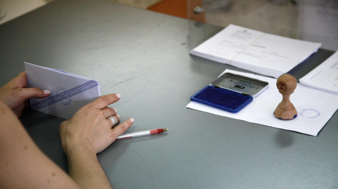 Σε κλίμα πόλωσης οδηγούμαστε στις κάλπες