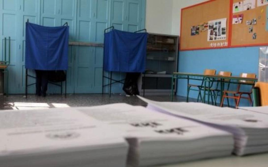 Αποτελέσματα στις περιφέρειες και στους μεγάλους δήμους