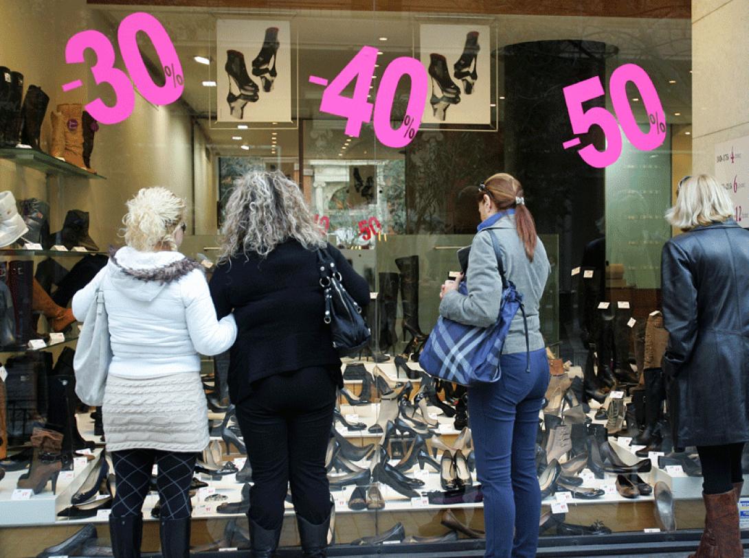 Στοχευμένες αγορές αλλά με το σταγονόμετρο στις εκπτώσεις στην Κρήτη 