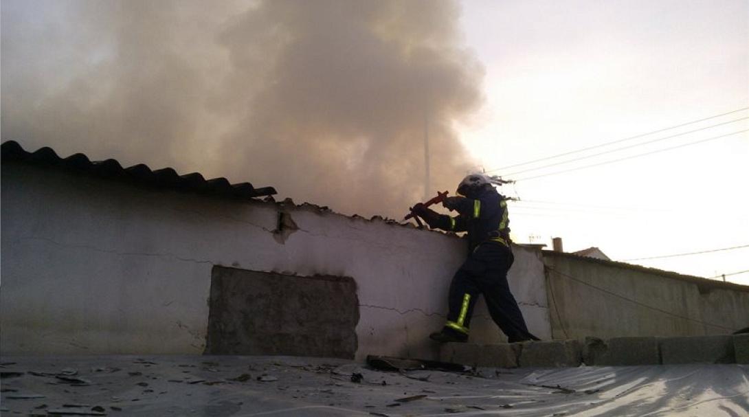 Ισχυρή έκρηξη στο Ζευγολατιό - Δύο μικρά παιδιά σε σοβαρή κατάσταση (βίντεο)