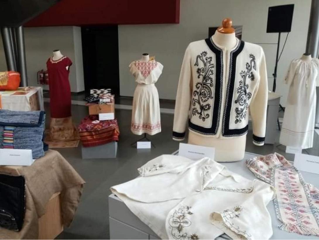 «Ξετυλίγοντας το κουβάρι της κρητικής υφαντουργίας»