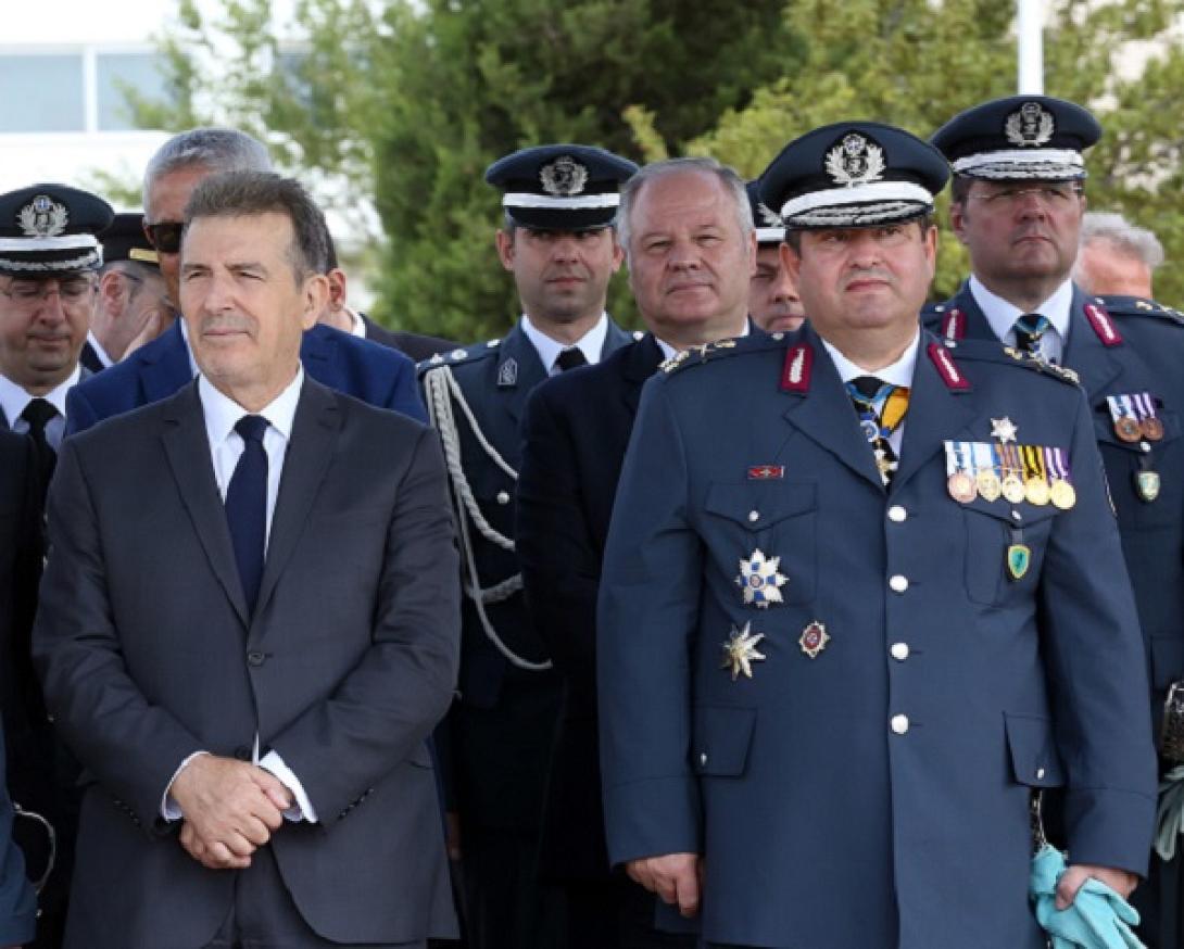 Χρυσοχοϊδης - Καραμαλάκης