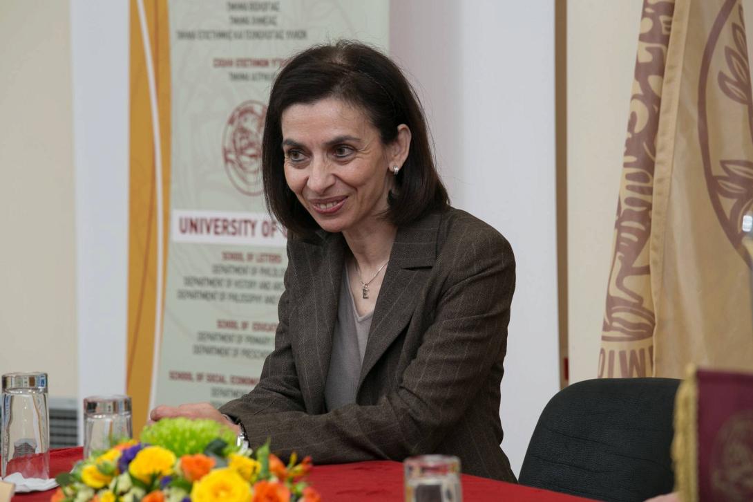 ελενη παπαδακη