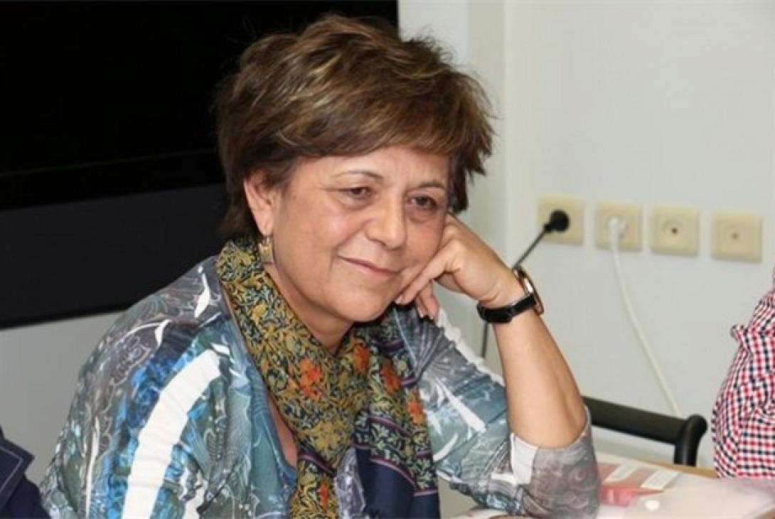 Ελενη Μαυροματη