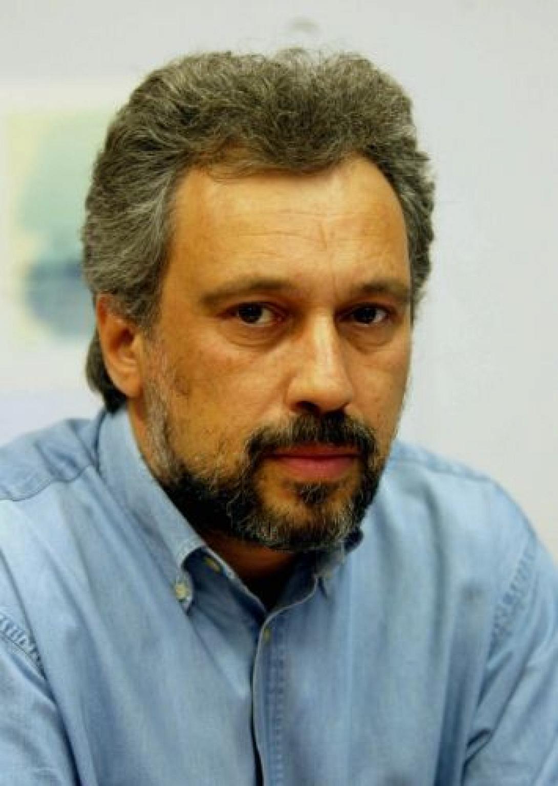 Ενοχλημένος ο ΓΑΠ ( μέσω Ελενόπουλου) για τα περί πλεονάσματος