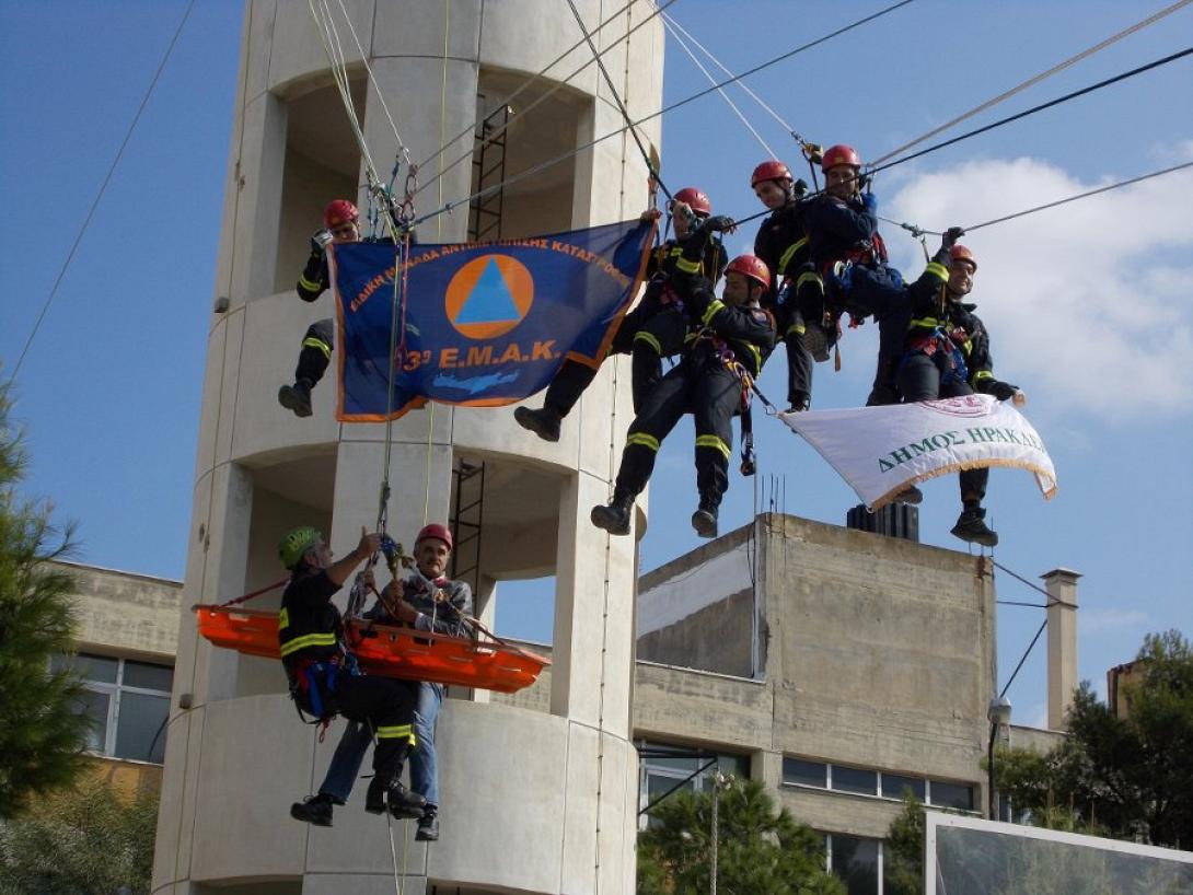 εμακ πυροσβεστικη εθελοντες_11.jpg