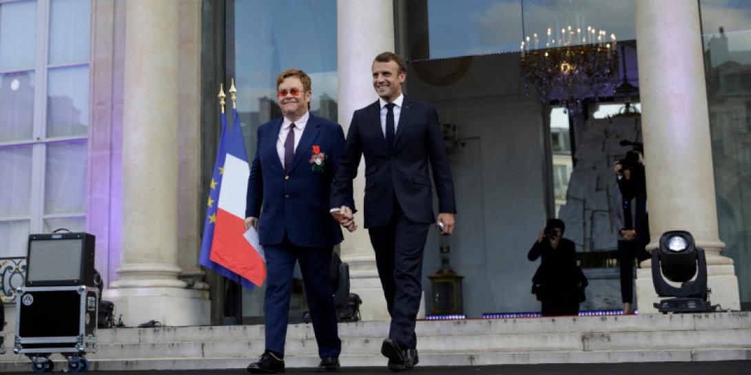 emanuel-macron-elton-john.jpg