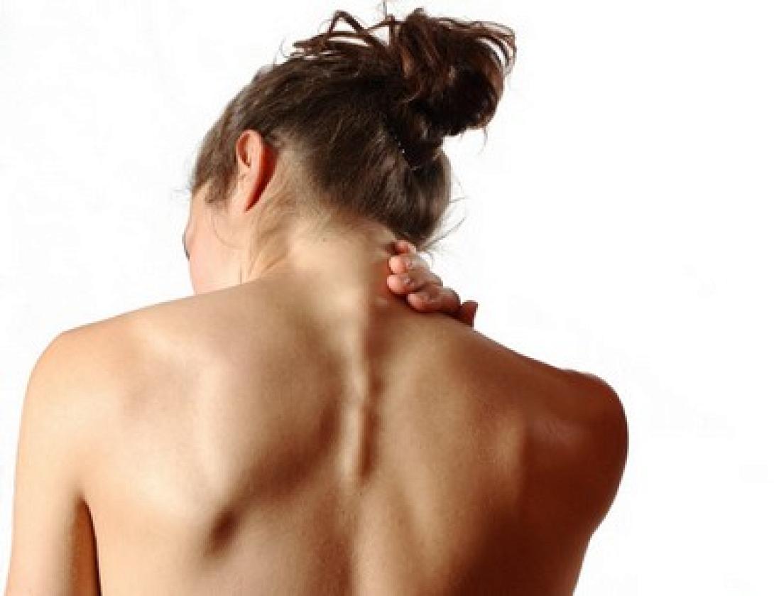 Εντριβή με οινόπνευμα: Μάθετε πόσο επικίνδυνη είναι για την υγεία  