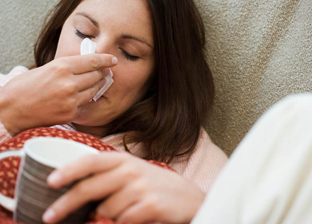 Προ των πυλών ο κίνδυνος επιδημίας της γρίπης στην Ελλάδα, λένε οι ειδικοί