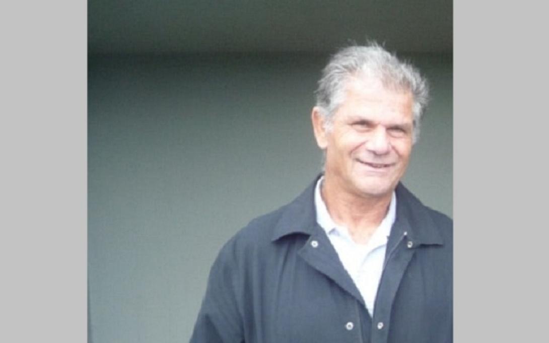 Ο Μανόλης Μπαλουζάκης