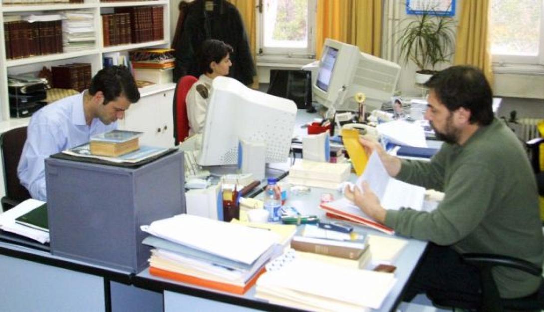 Νέο μισθολόγιο στο Δημόσιο με αυξήσεις αλλά και μειώσεις σε κατηγορίες εργαζομένων