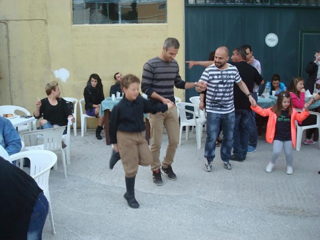 Παραδοσιακό κρητικό γλέντι στην Ερμούπολη της Σύρου!
