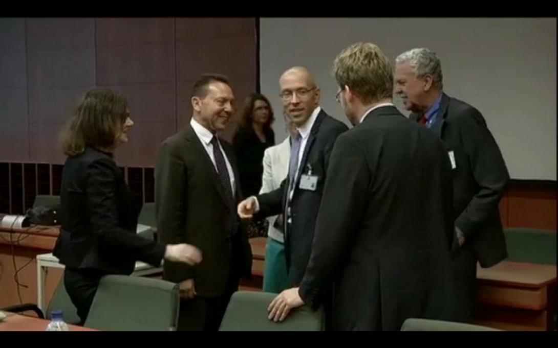 Κόντρα κυβέρνησης - Eurostat για το πλεόνασμα 