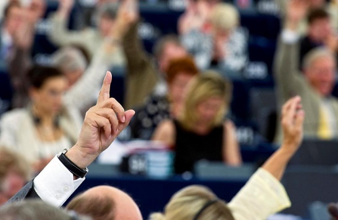 Το θρίλερ της Ευρωβουλής συνεχίζεται