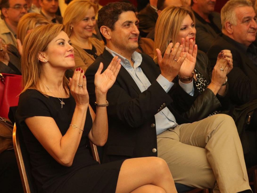 Ευγενια Μανωλιδου Άδωνις Γεωργιάδης ηράκλειο.jpg