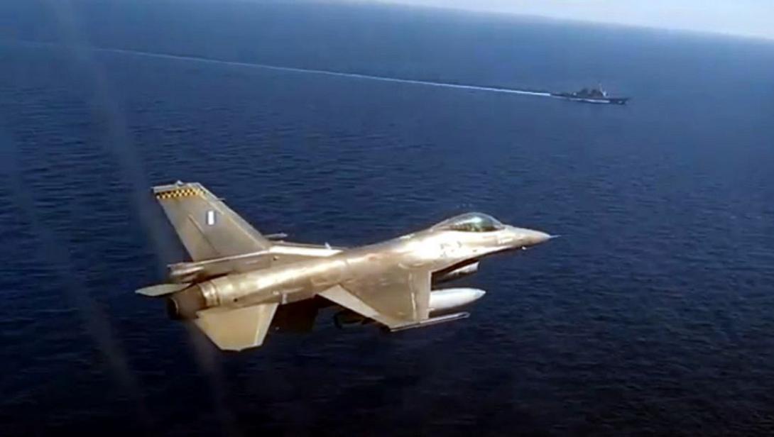 Νότια της Κρήτης: Συνεκπαίδευση Ενόπλων Δυνάμεων - αμερικανικού αντιτορπιλικού