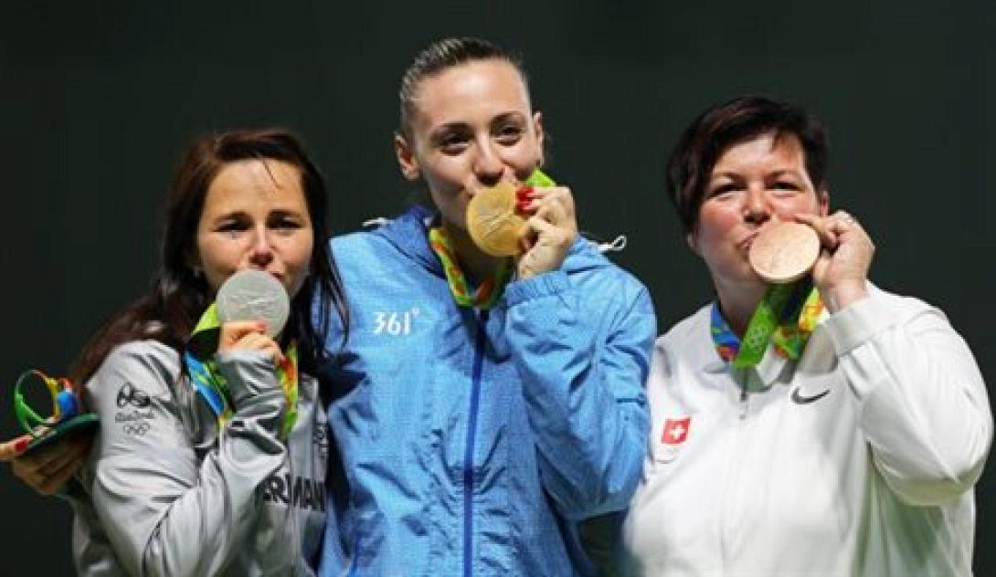 κορακακη σκοποβολη χρυσο μεταλλιο.jpg