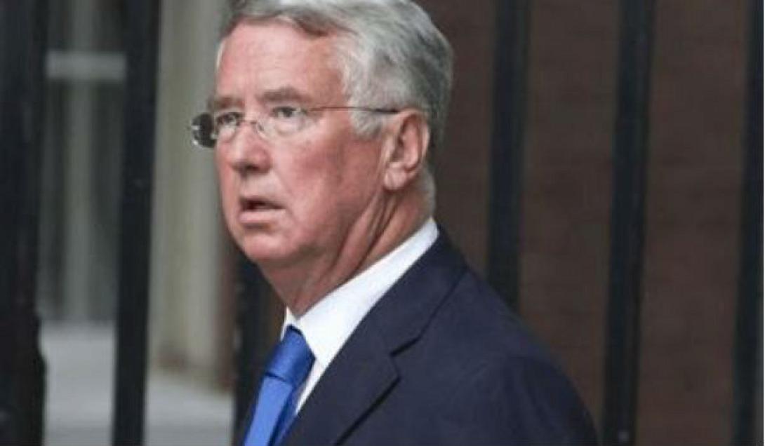 Η Βρετανική κυβέρνηση βάλει εναντίον των μεταναστών κόντρα στην Ε.Ε