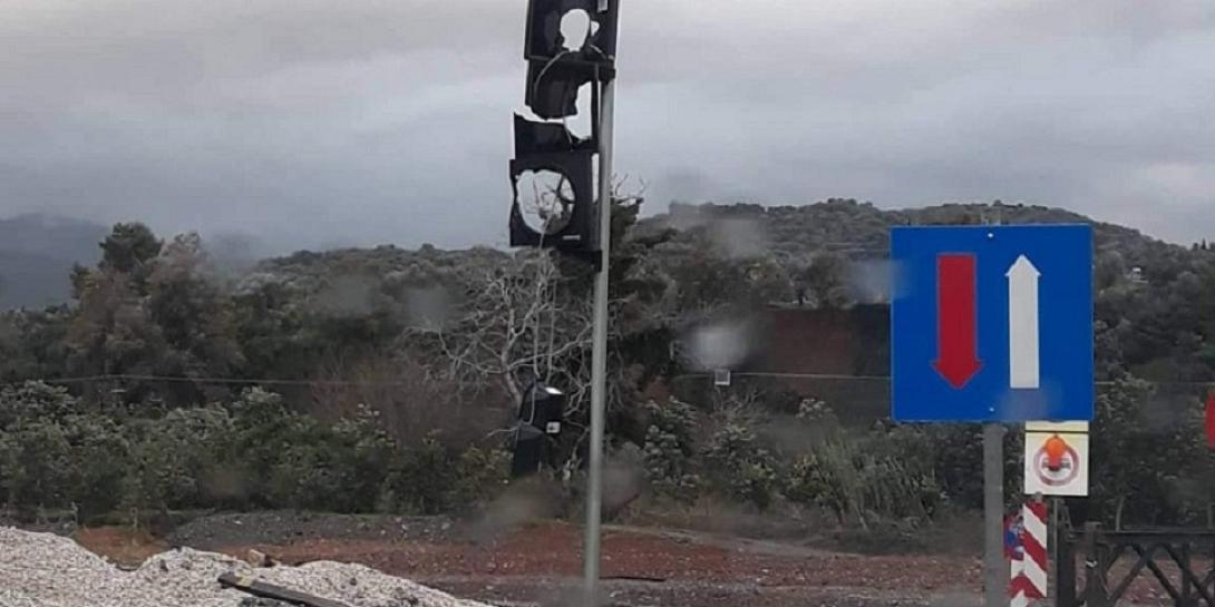 φανάρι καταστροφες