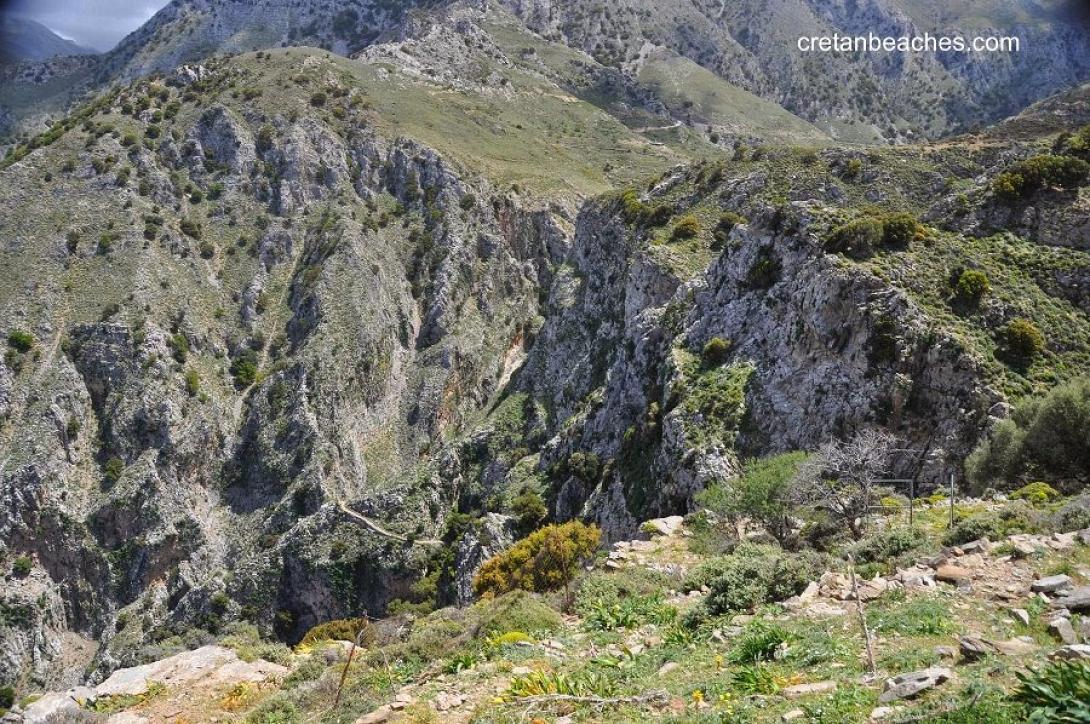 φαραγγι μεσονα_2.jpg