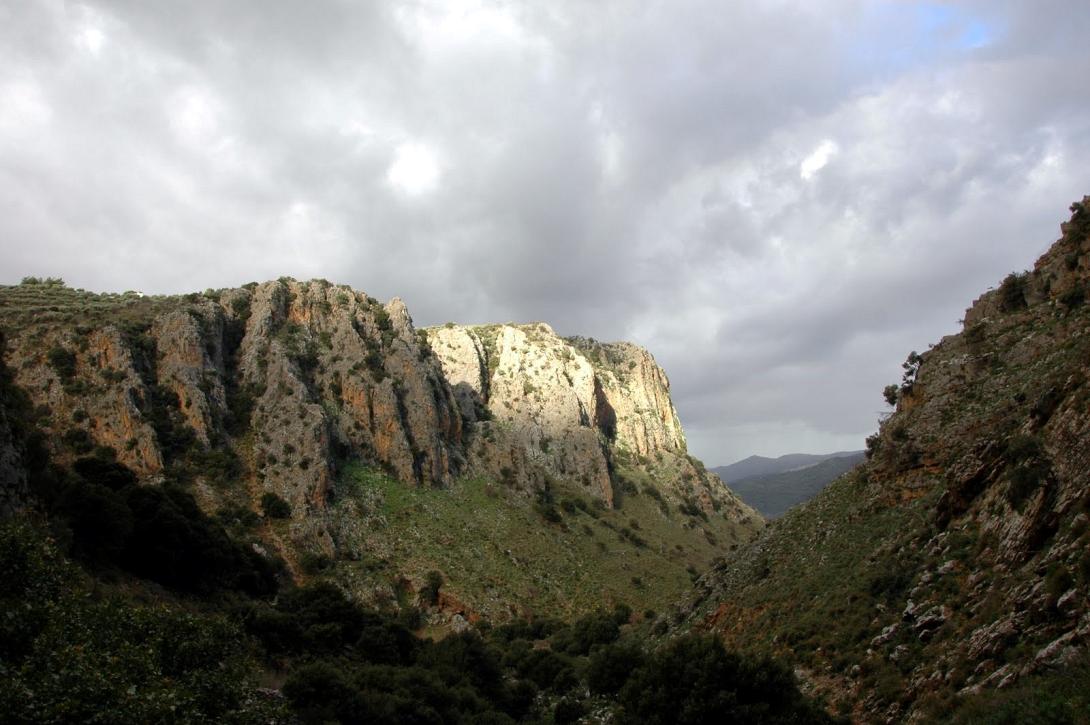 φαραγγι ροζας.jpg