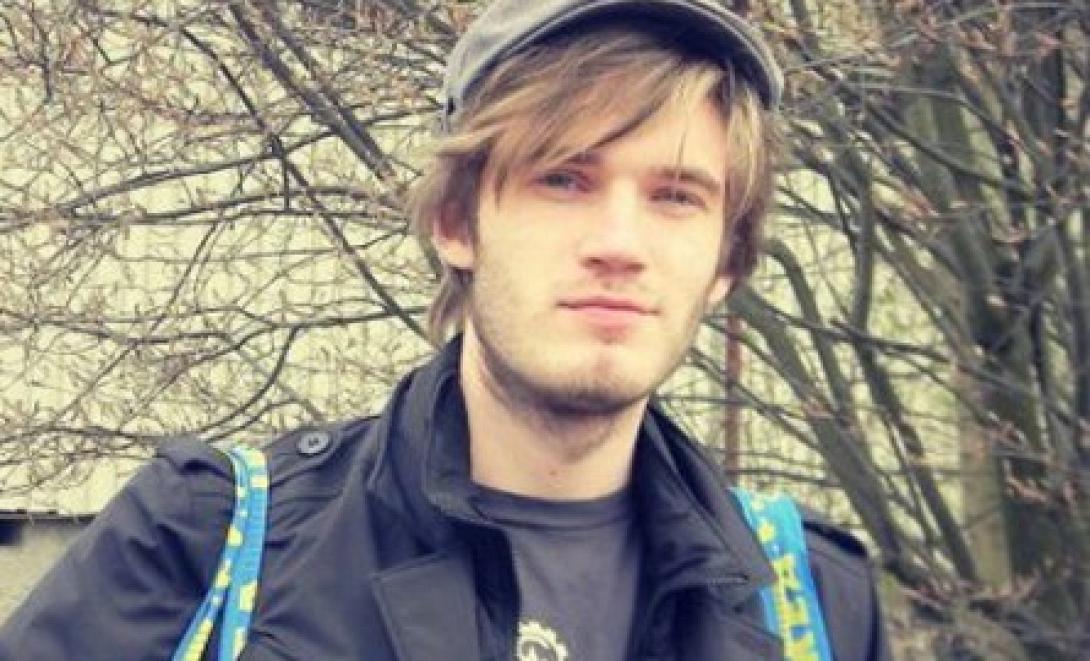 Κερδίζει 3.000.000 ευρώ το χρόνο παίζοντας ηλεκτρονικά παιχνίδια!