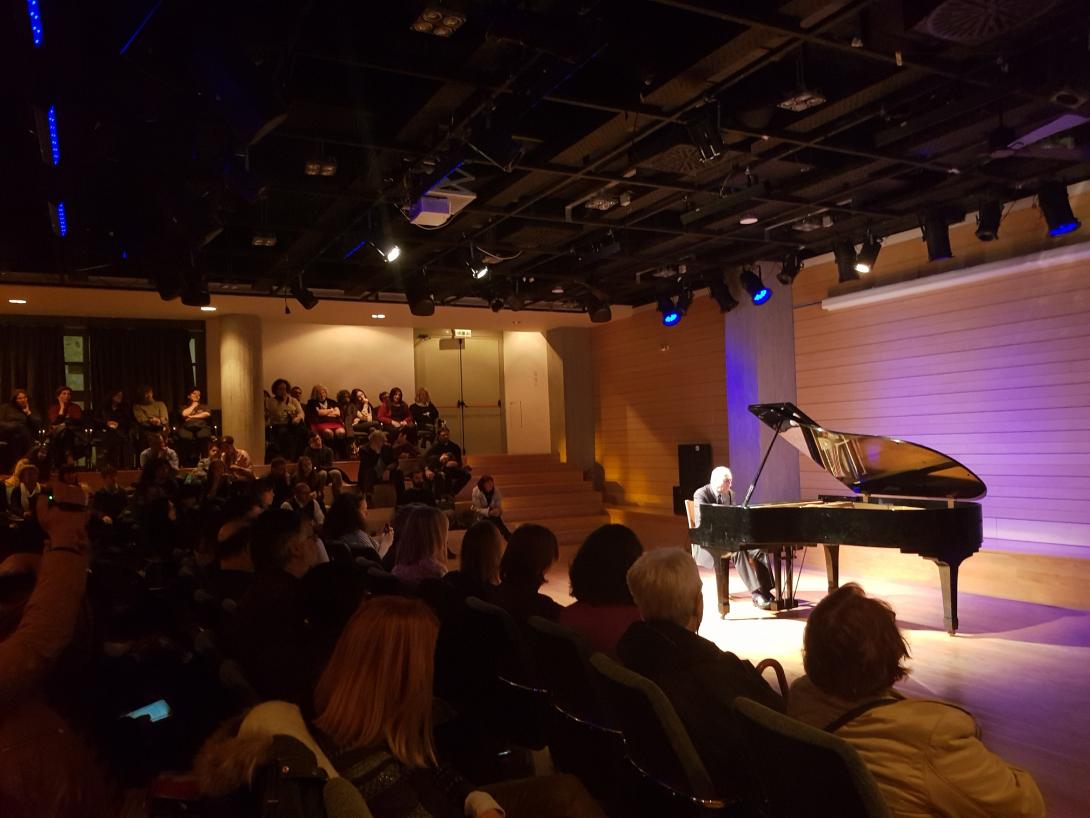 festival_pianoy_f2.jpg